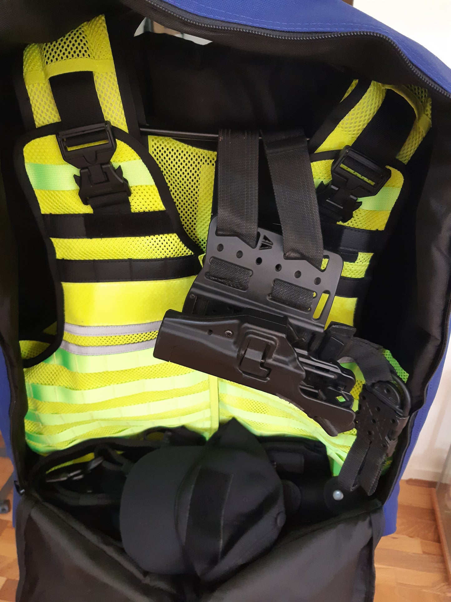 Load Bearing Vest Holder